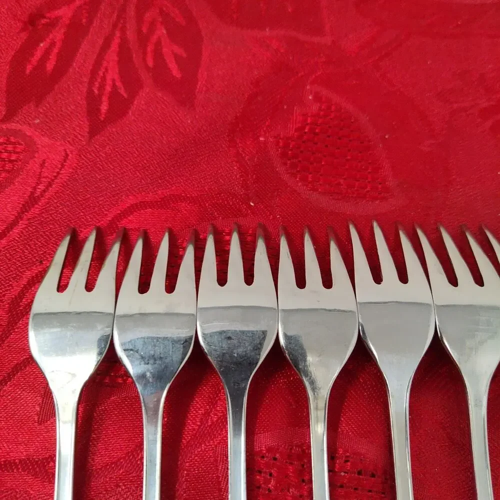 8X CF Colonial Shell Stainless Cocktail Forks Korea